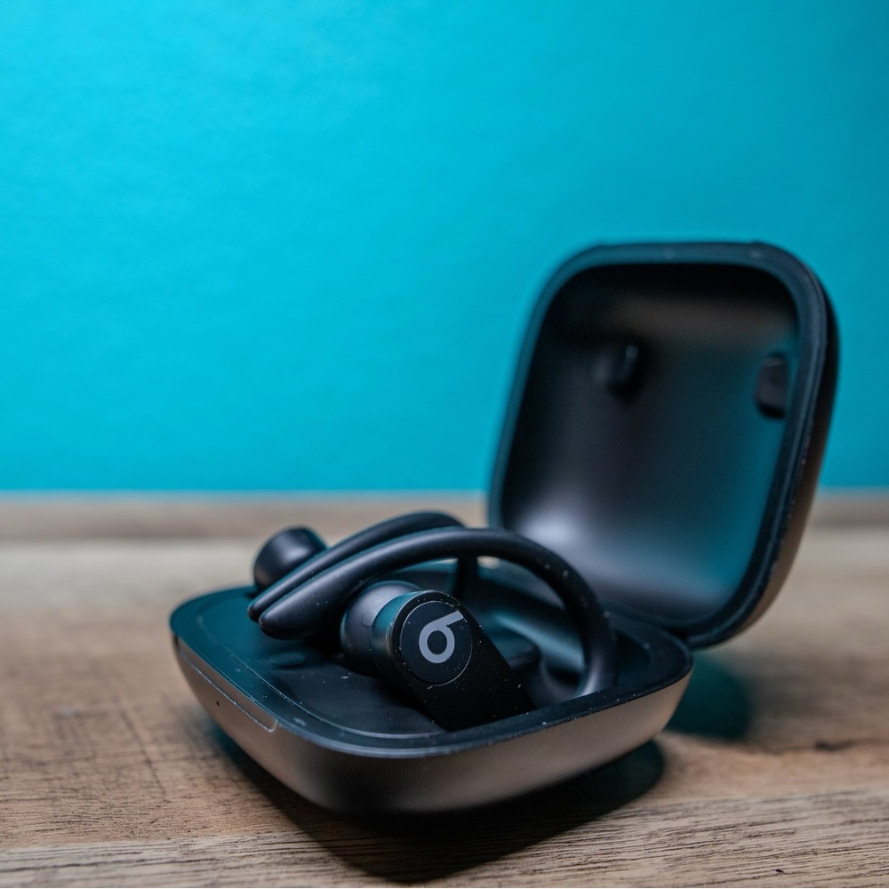 Apple Powerbeats Pro - Picture 2 of 5